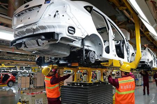 两大方向规划明确 汽车强国梦有了十年之约