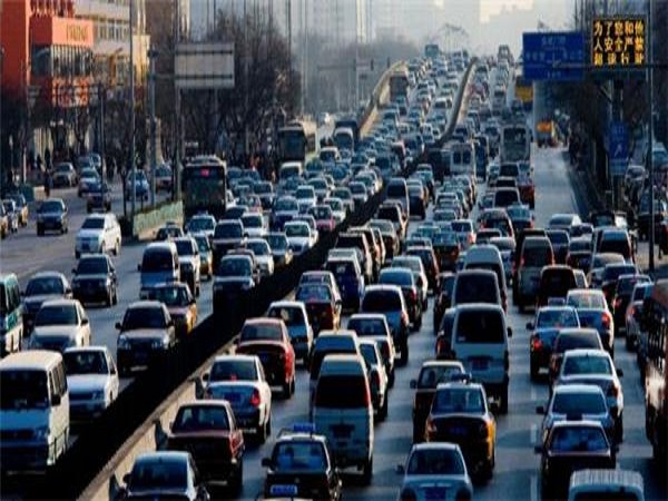 自主品牌忙造SUV放任轿车 这样做真得没风险