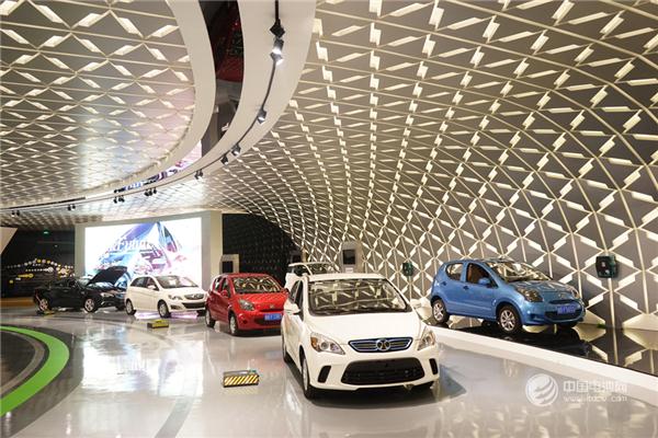 能耗管理将实行双积分 新能源汽车产业链面临洗牌