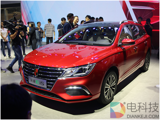  荣威Ei5发布：全球首款纯电动互联网旅行车亮相广州车展