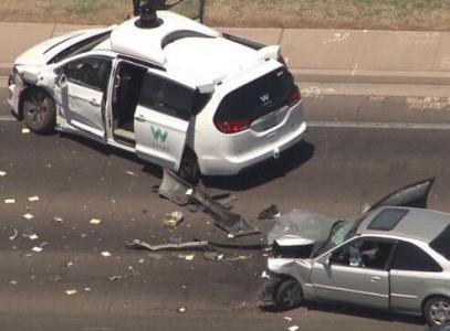 半数美国人拒购全自动驾驶汽车，自动驾驶安全问题引人焦虑