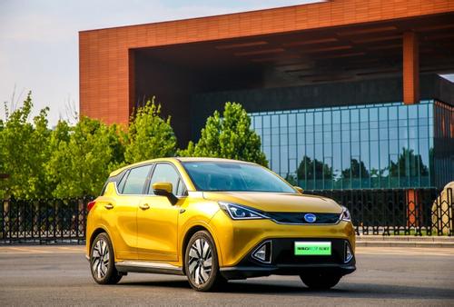 NEDC综合工况续航达410km，传祺GE3 530上市，12.98万元起售