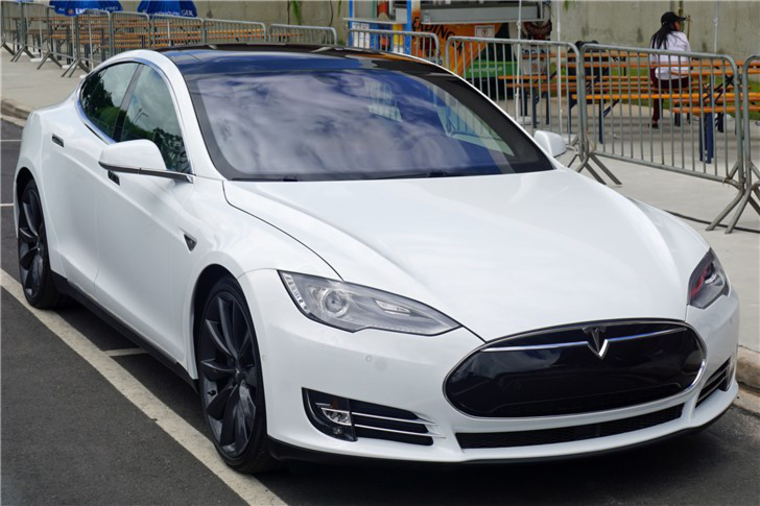  特斯拉占据超七成的美国电动汽车市场份额