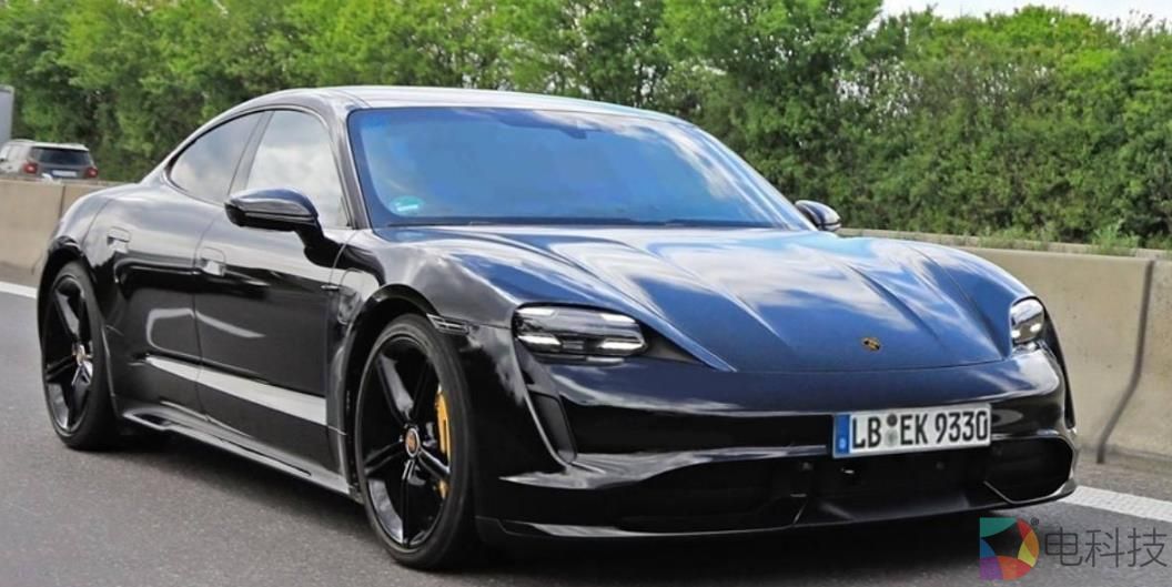 保时捷推纯电跑车Taycan，车标就值80万，特斯拉这回真的坐不住了