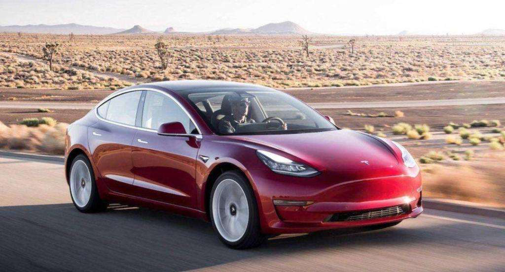 美《消费者报告》实测Model 3完全自动驾驶 结论：不值