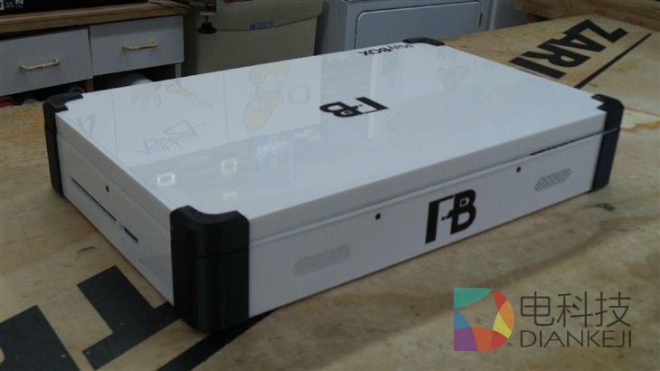 一台能玩PS4和Xbox One的笔记本电脑 