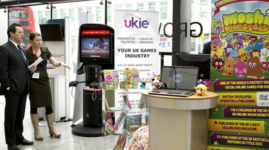 英国文化部长：游戏和电影一样同样重要
