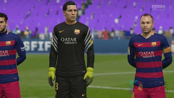 FIFA 16 開賽 0-0 RMA 對 BAR, 上半場.jpg