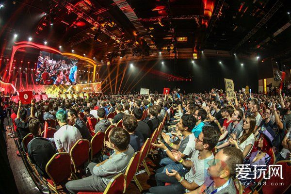 活跃玩家数量下滑？《英雄联盟》还能火多久？