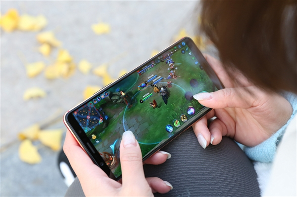  精神鸦片论致游戏公司市值损失4500亿，官媒：交税太少