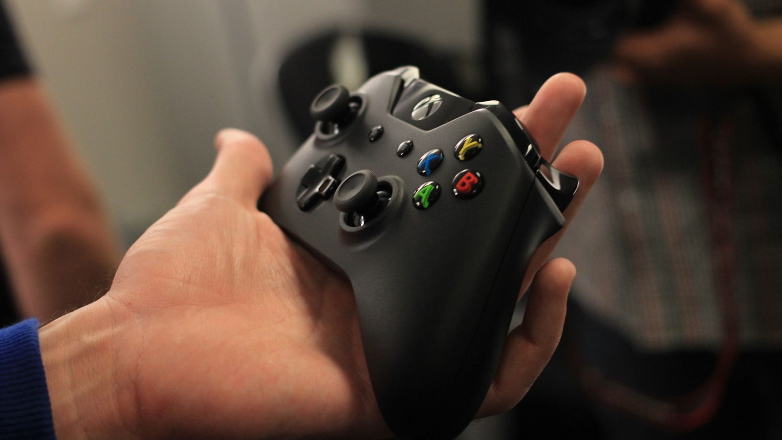 手柄还是遥控器？ 电视游戏外设路在何方？