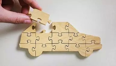 互联网企业造车何时不再是一场口水战？