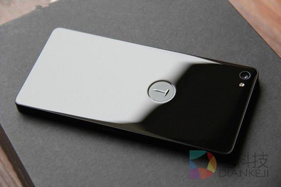 锤子仍是目前市场上少有的高标识度的手机