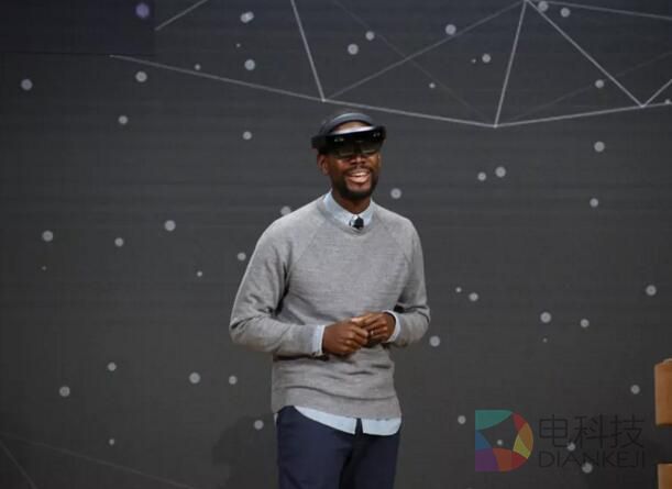 尽管微软发布了VR头盔 但它最终的野心是混合现实