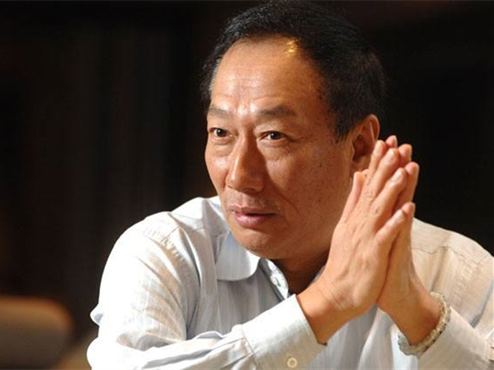 富士康开始走向前台 郭台铭在下一盘什么样的棋