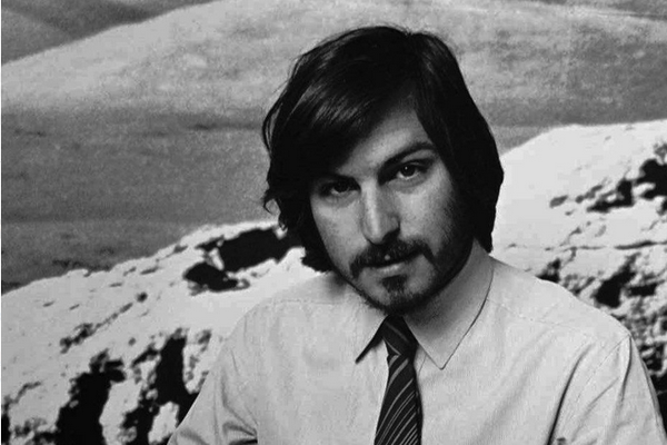 iPhone8的后置指纹识别 会不会毁了库克的增涨预期?