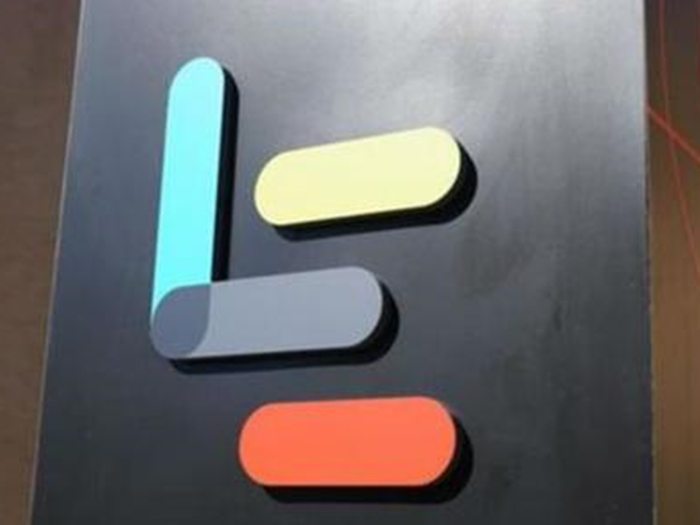 乐视重组前夜 飘摇中大位谁属？