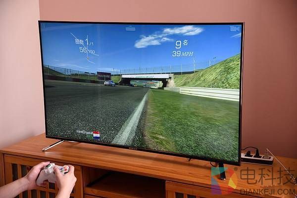 焦虑的互联网电视：内忧外患双面夹击