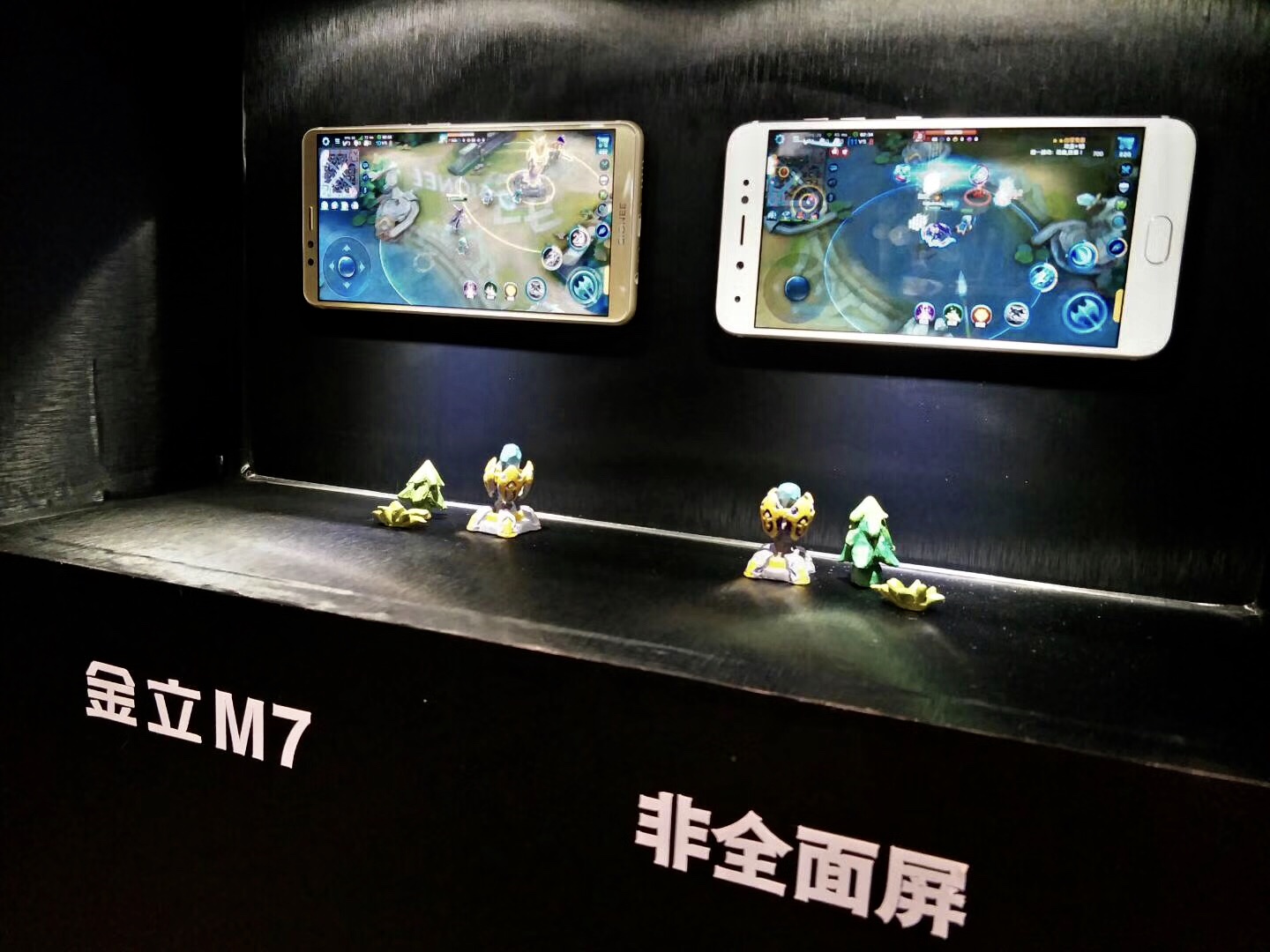 比雷军还会耍猴的是金立？全面屏手机怎么就被国产品牌做成方便面了呢？