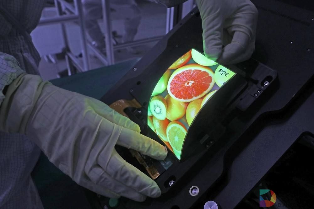 还能垄断多久？中国AMOLED屏幕厂商是时候给三星一点颜色看看了