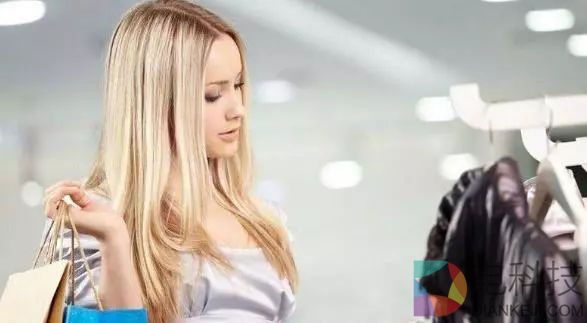 从黑五看由美图美妆AI引领的新“她经济”