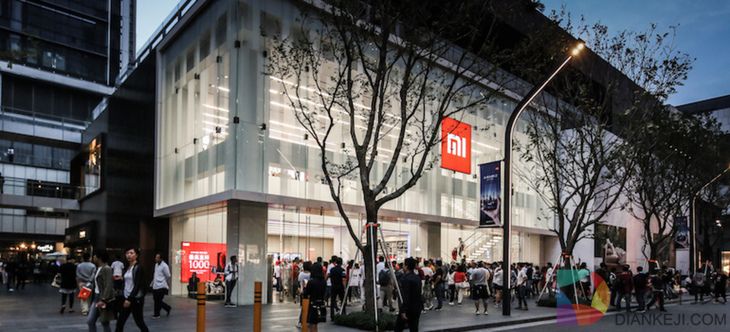 IPO前小米办了最大规模发布 你为小米8买账吗