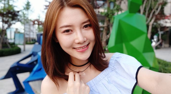 荣耀9i和小米8SE怎么选？性价比差距太大，答案很明显