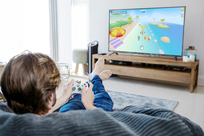 净利润同比暴涨近3倍，开启无限模式的雷鸟科技做对了什么？