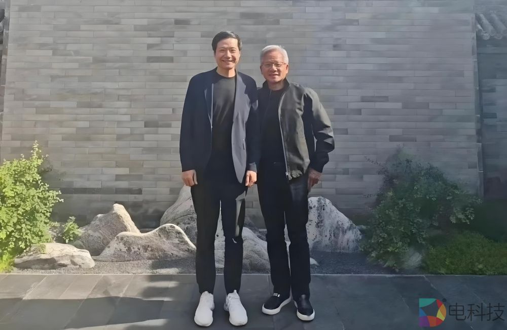 黄仁勋北京约会雷军说想买车，转头就向华盛顿递话：华为Ai芯片取代英伟达只是时间问题