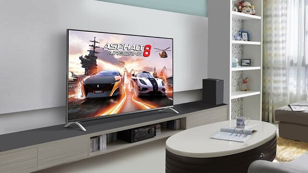 不敢大声说“我们”先拿长虹CHiQ电视回家