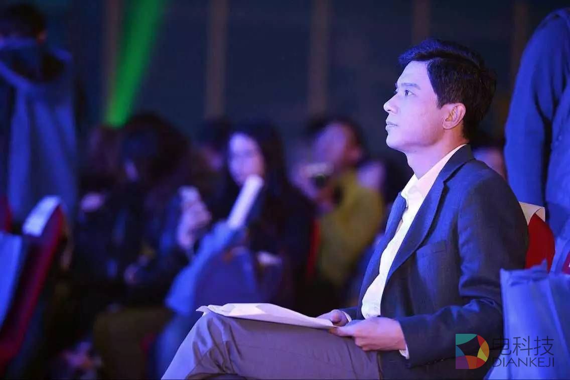 诗意李彦宏,谁道英雄一定寂寞? 诗意李彦宏,谁道英雄一定寂寞?