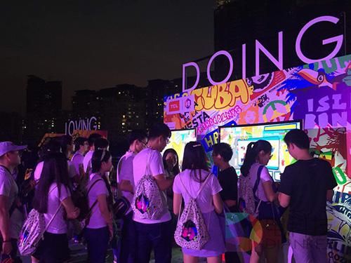 堪比长假在囧途 ATET亮相TCL铁粉节趣闻录