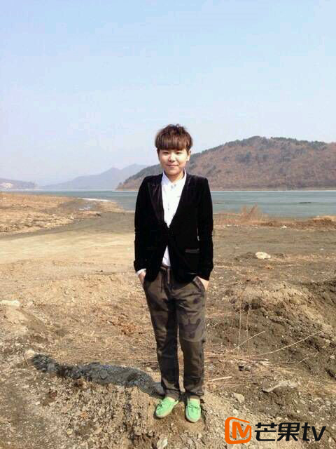 刘珈辰报名芒果TV超级女声 东北RAP引围观