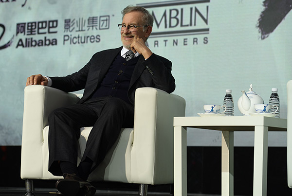 《圆梦巨人》国内上映 阿里影业电影衍生品同步上线