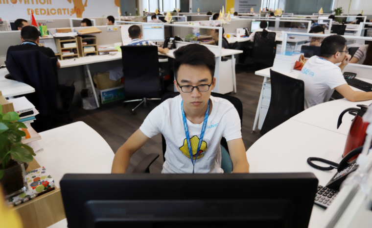 零售业“乐队”的指挥家张近东：微创新是小项目大野心