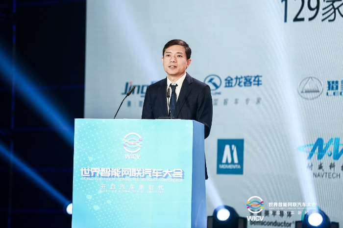 李彦宏再提智能驾驶第一天条：安全是最高标准
