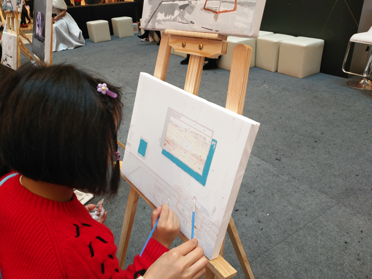 重庆的乖妹都跑这耍了！这场“+年华”TCL电视展示全场景AI的魅力