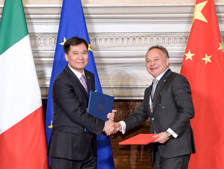  张近东与ITA签下国际大单，智慧零售助力“一带一路”深化建设