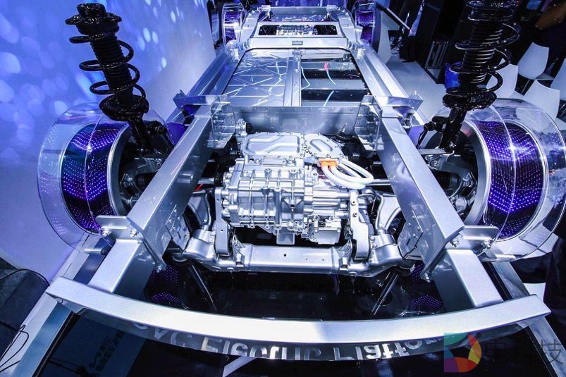 广汽新能源全新旗舰车型Aion LX全球首发,定位豪华智能超跑SUV 广汽新能源全新旗舰车型Aion LX全球首发,定位豪华智能超跑SUV