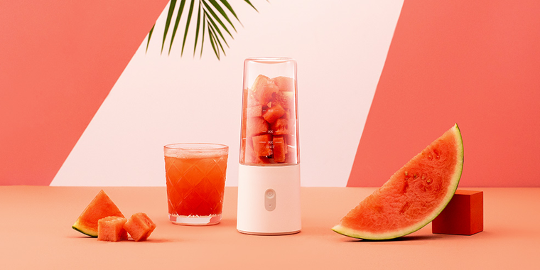 89元终身VIP的“随身果汁店”，米家便携榨汁机众筹首发