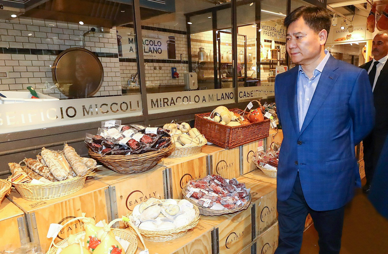   张近东现身意大利高端食品创意概念超市Eataly 苏宁或有新动作