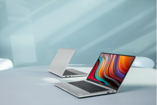 【产品通-RedmiBook 13】RedmiBook首款13寸全面屏超轻本发布 超便携全金属高性能首发4499元起66