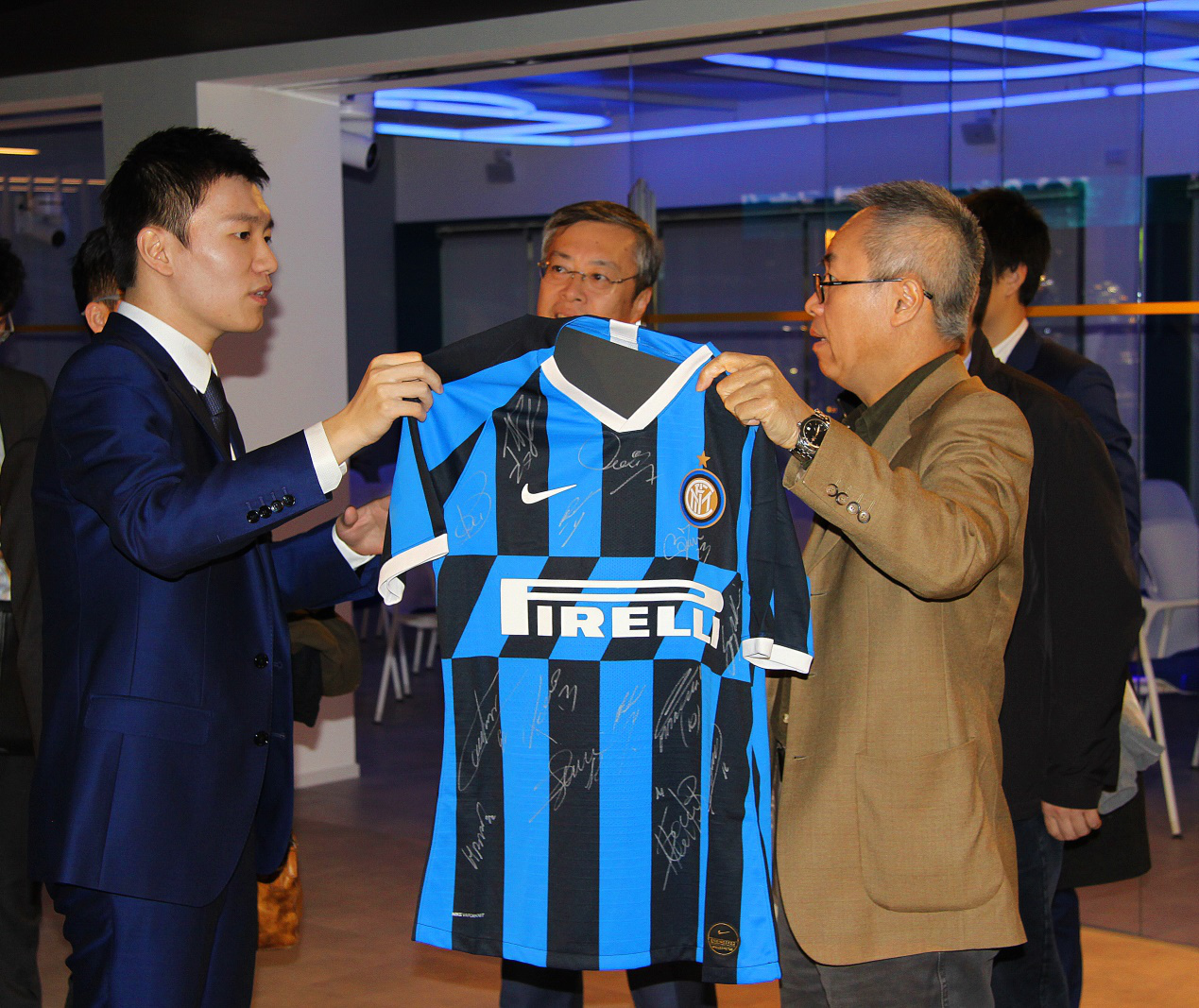  中国驻意大利大使李军华到访国际米兰总部，共绘中意贸易合作蓝图