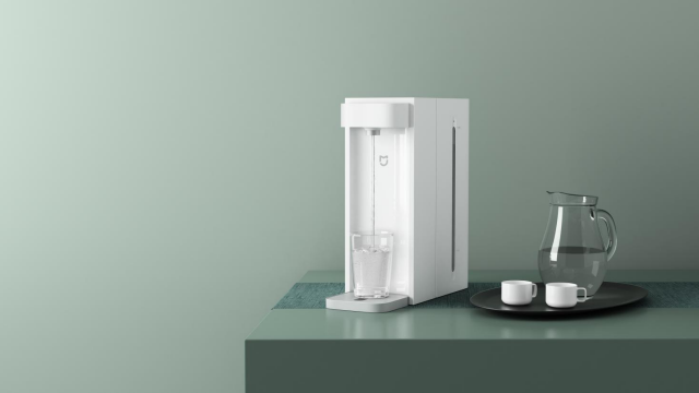 3秒即出新鲜热水，米家即饮热水机C1 199元开启众筹