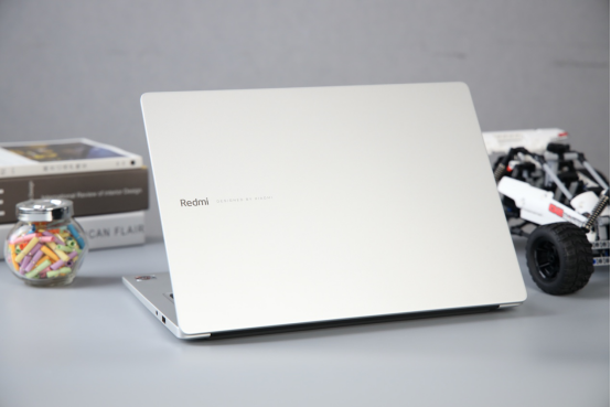 年终奖压岁钱怎么花？春节最值得购买的笔记本推荐