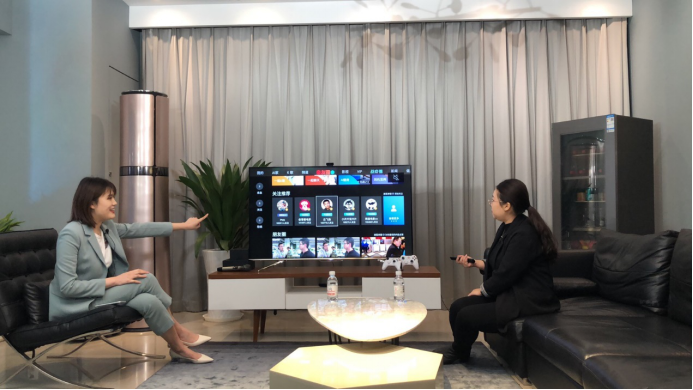 开启“家庭社交”新时代！海信线上发布社交电视云享版