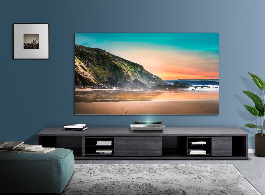 激光电视线上增速2112.5%，有企业变diss为招人