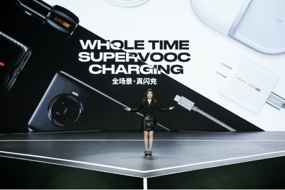 【产品新闻稿】OPPO Ace2正式发布:65W+40W最快充电组合成就高性能5G手机1039.png