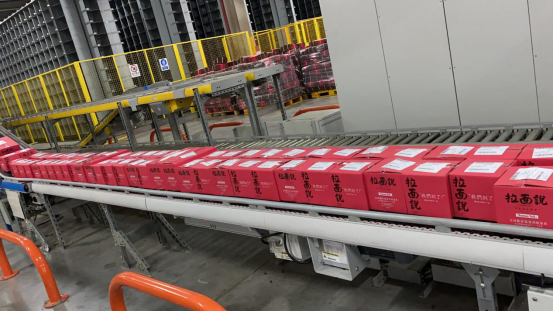 苏宁物流靠什么让李佳琦女孩实现拉面自由