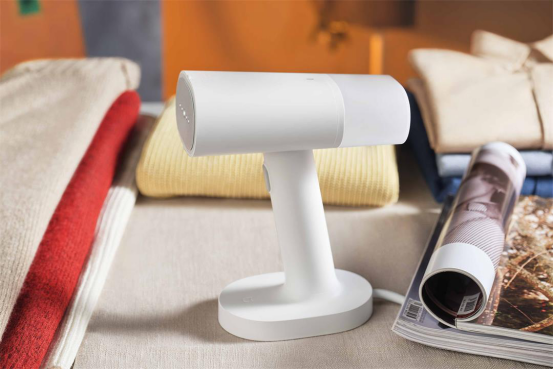  一秒上手一次可熨6件 米家手持挂烫机众筹售价99元